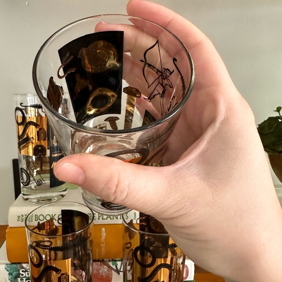 Vintage Glass Tumblers - Picture 3 of 9